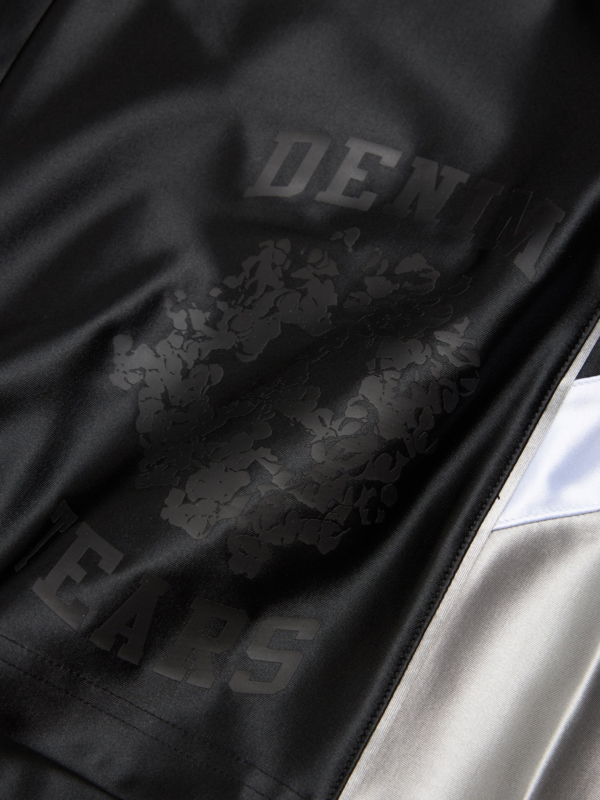 Denim U Basketball Shorts Black – view 3