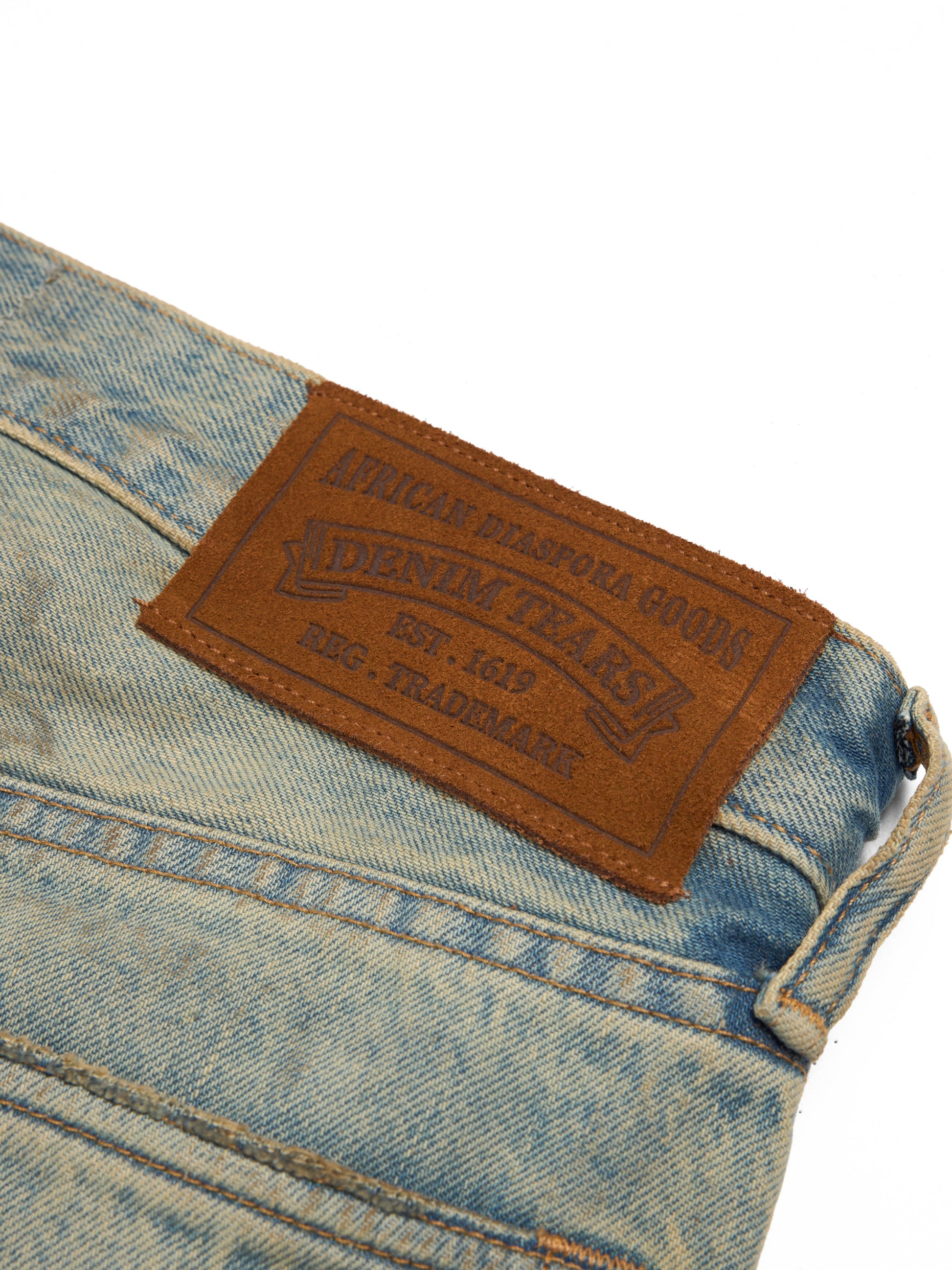 Dirty Wash Denim Short – view 4