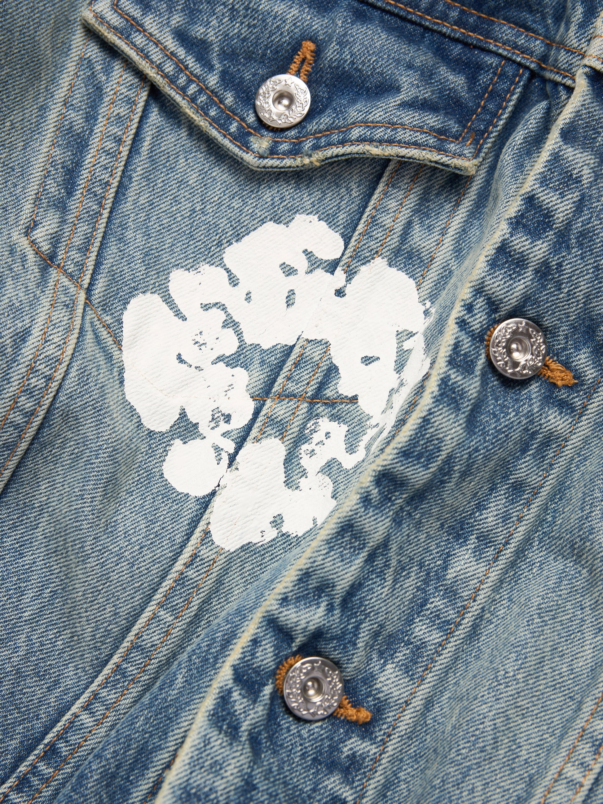 Cotton Wreath Denim Jacket Light Wash – view 3
